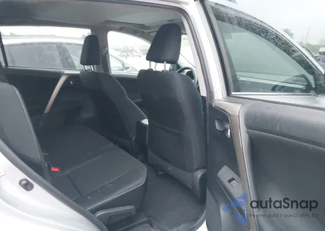 2015 Toyota Rav4 Xle из США, поврежденный, VIN 2T3RFREV1FW261589